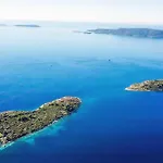 Sofrania- Panoramic Views, Pool, Hot Tub, Location! Trogir