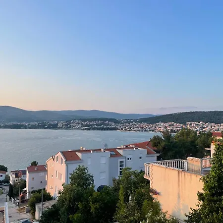 Sofrania- Panoramic Views, Pool, Hot Tub, Location! * Trogir