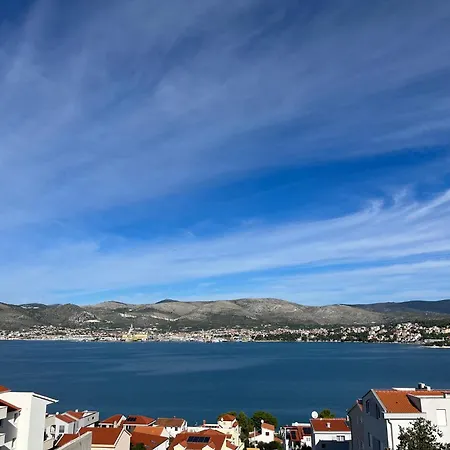 Sofrania- Panoramic Views, Pool, Hot Tub, Location! Trogir