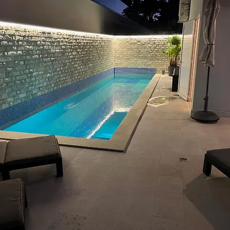 Sofrania- Panoramic Views, Pool, Hot Tub, Location! * تروغير