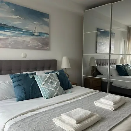 Sofrania- Panoramic Views, Pool, Hot Tub, Location! 别墅 *