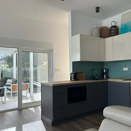 Sofrania- Panoramic Views, Pool, Hot Tub, Location! 特罗吉尔