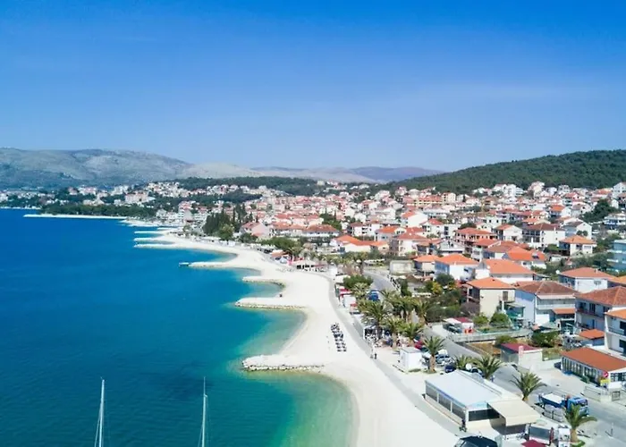 Sofrania- Panoramic Views, Pool, Hot Tub, Location! Willa Trogir