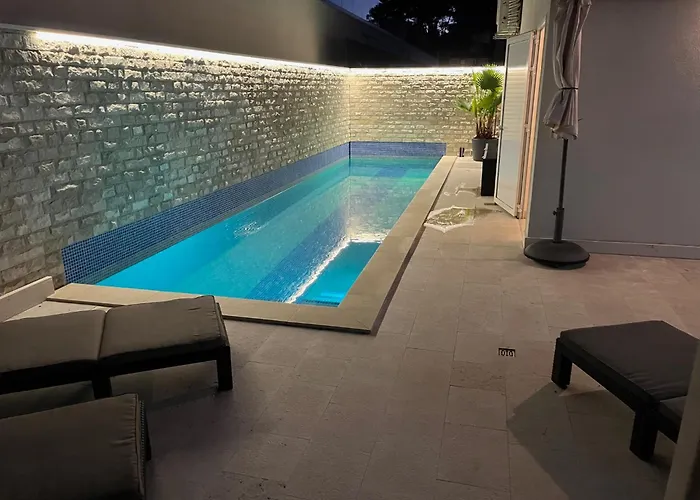 Sofrania- Panoramic Views, Pool, Hot Tub, Location! * Trogir