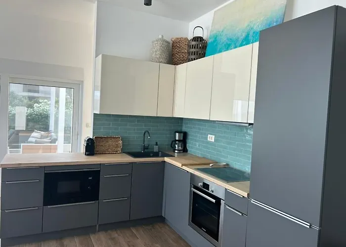 Sofrania- Panoramic Views, Pool, Hot Tub, Location! Willa *