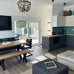Sofrania- Panoramic Views, Pool, Hot Tub, Location! *
