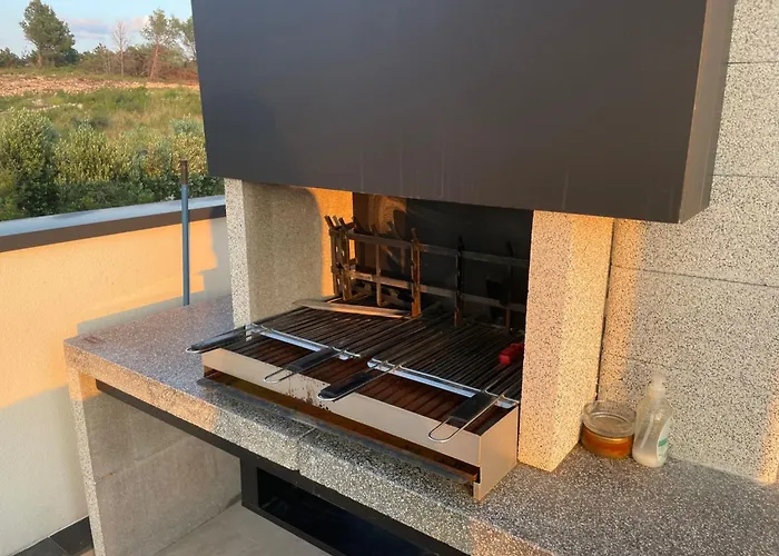 ヴィラ Sofrania- Panoramic Views, Pool, Hot Tub, Location!