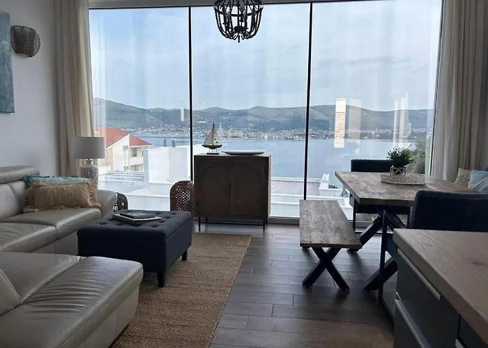 Sofrania- Panoramic Views, Pool, Hot Tub, Location! ヴィラ トロギール