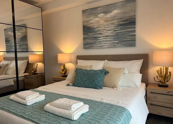 Sofrania- Panoramic Views, Pool, Hot Tub, Location! ヴィラ