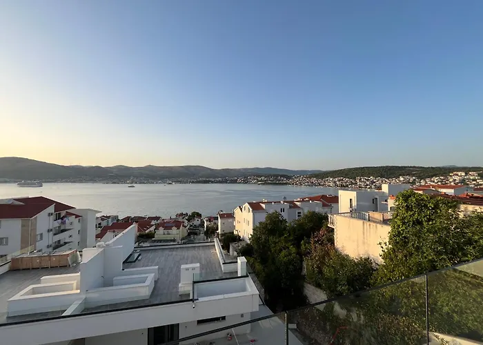 ヴィラ Sofrania- Panoramic Views, Pool, Hot Tub, Location! *